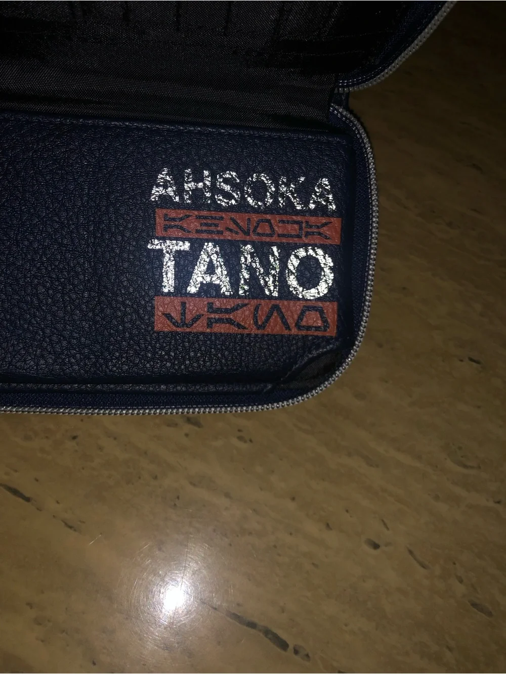 Star Wars Navy and White Zip-Around Wristlet Wallet with Strap - Picture 4 of 7